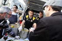 N09MEFEED-GG135986-514122